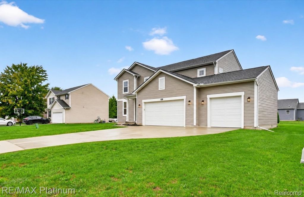 4465 Daniel Drive, Grand Blanc