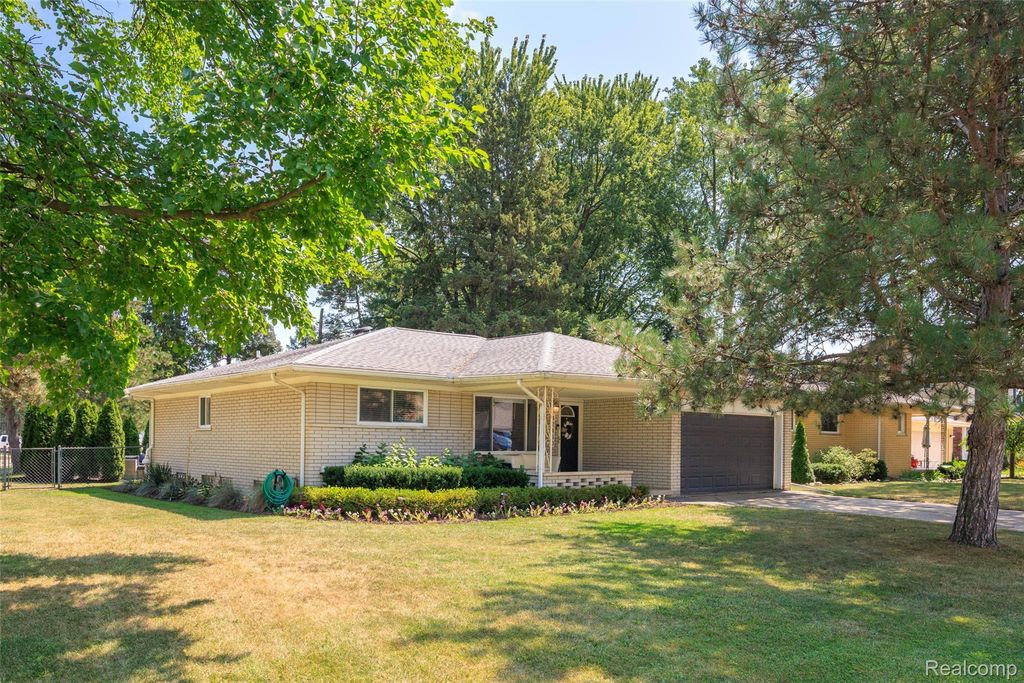42460 Hanks Lane, Sterling Heights city