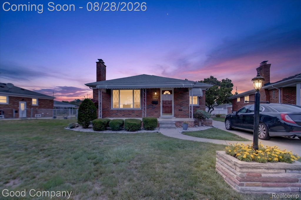 24910 Manhattan Street, St. Clair Shores city