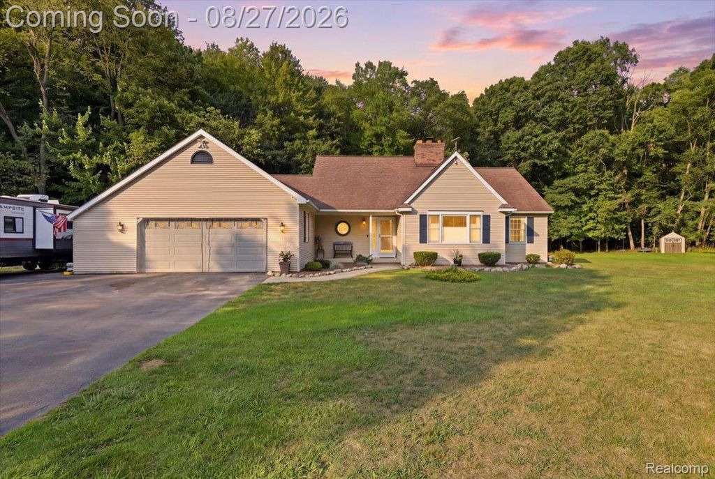 10100 Springtime Circle, Springfield charter township
