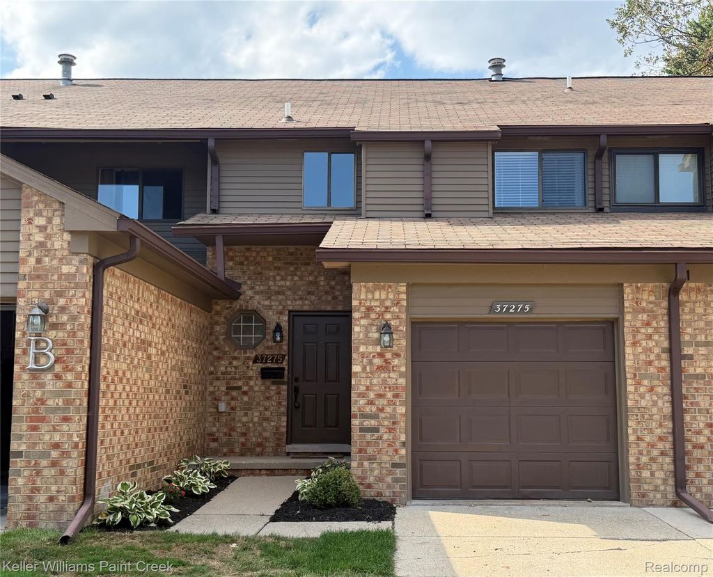 37275 Glenbrook Drive 4, Clinton Twp