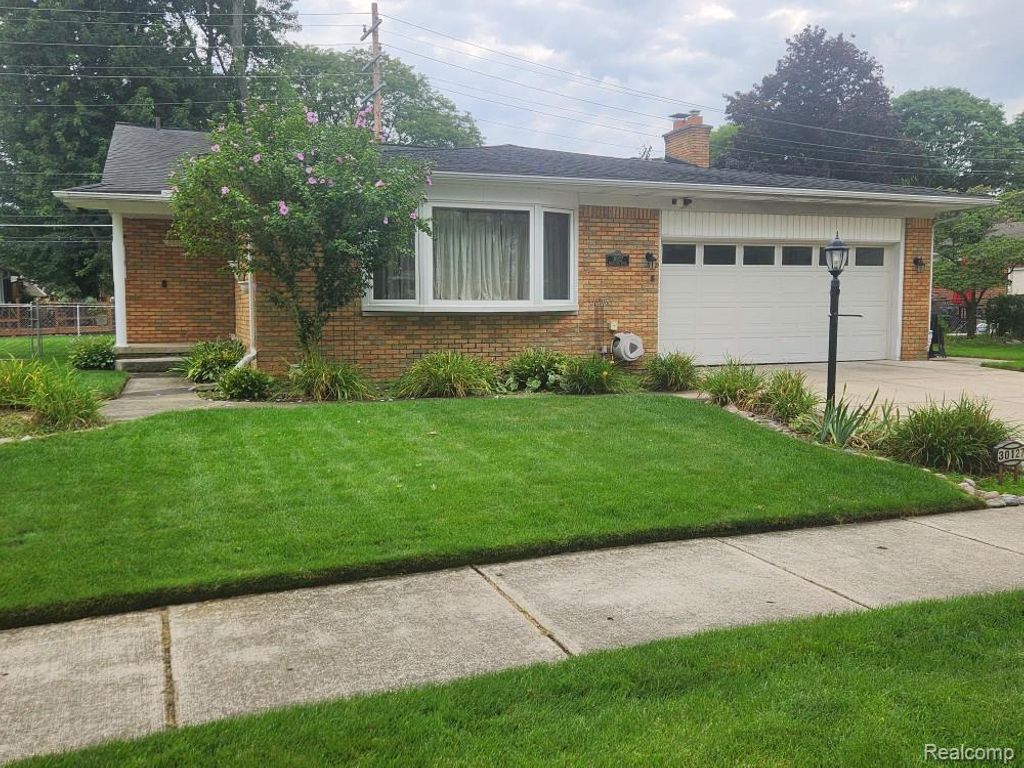 30127 Brookview Drive, Livonia