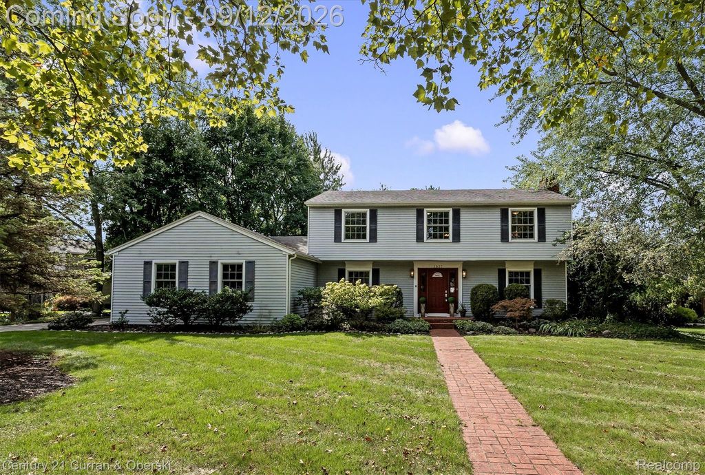 1027 Springfield Drive, Northville