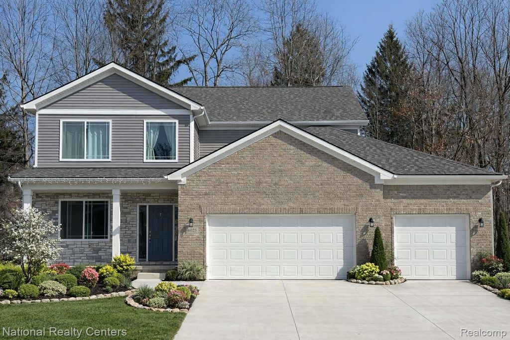 5583 Morgan Lake Drive, Clarkston