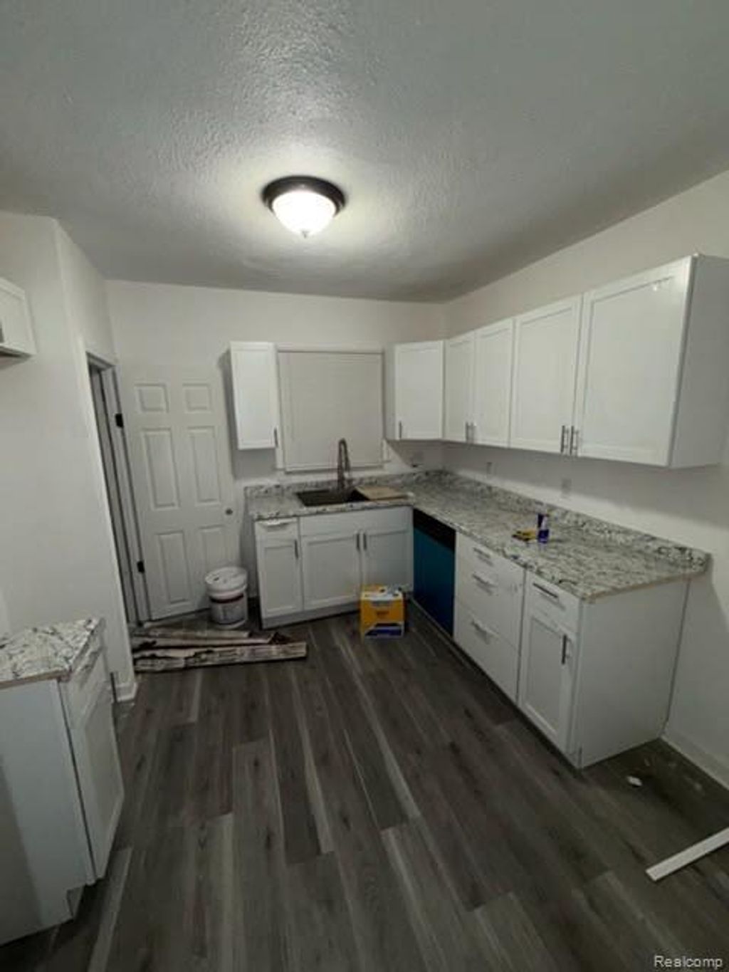 2409 N Vernon Avenue, Flint city