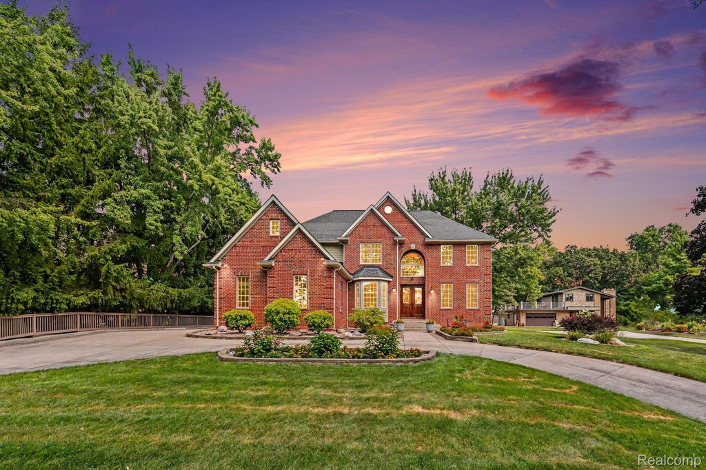 728 Troyvally Street, Troy city
