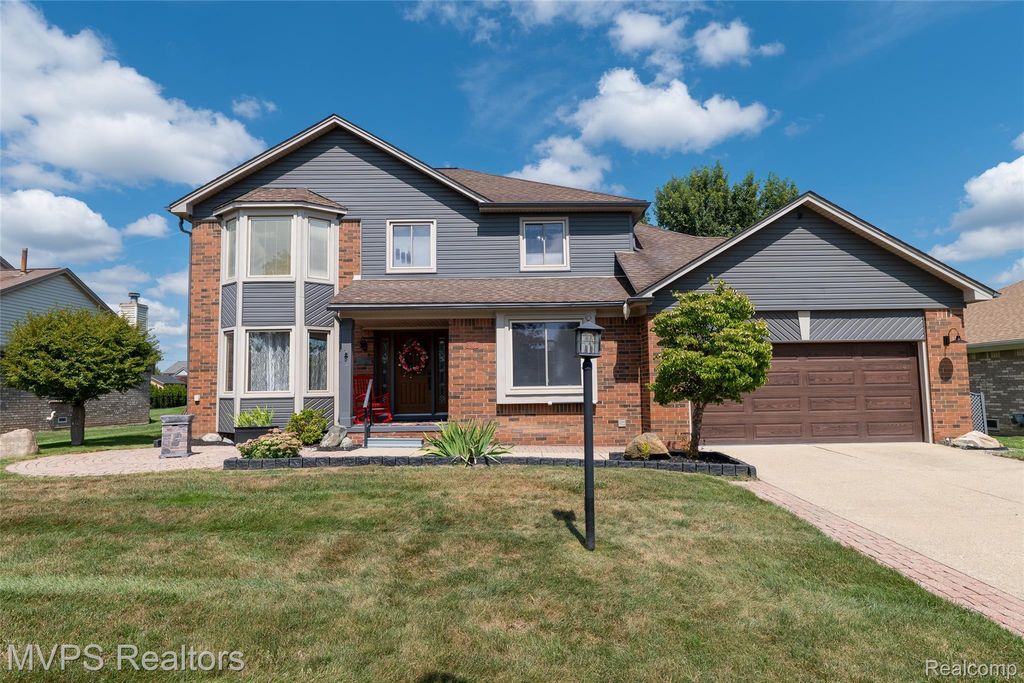 2147 Hidden Trail Drive, Sterling Heights city