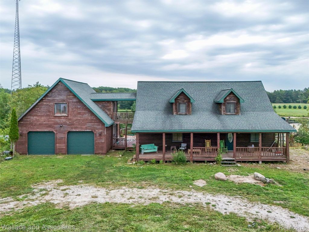 4843 Bamfield Road, Curtis township