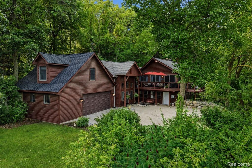 9317 Lovejoy Road, Linden