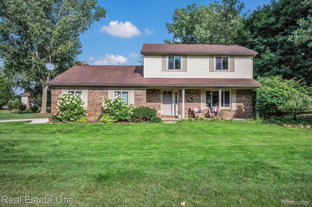 9694 Klais Road, Independence charter township