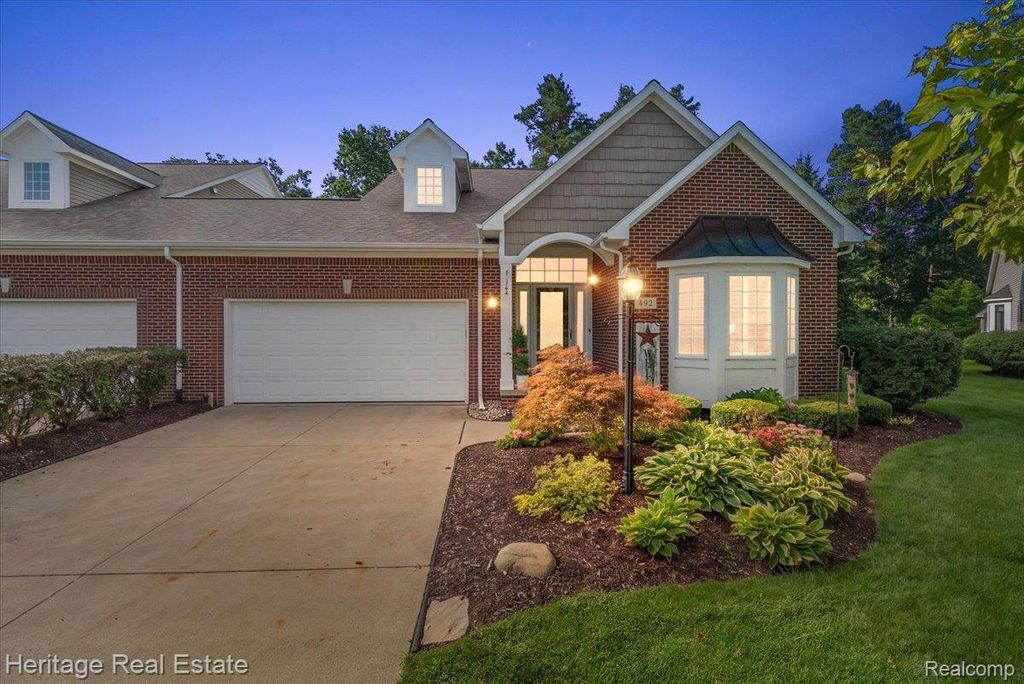 492 Delmar Court, Highland
