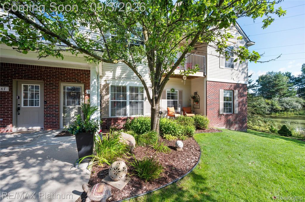 745 Eagle Drive Ste 200, Fenton city