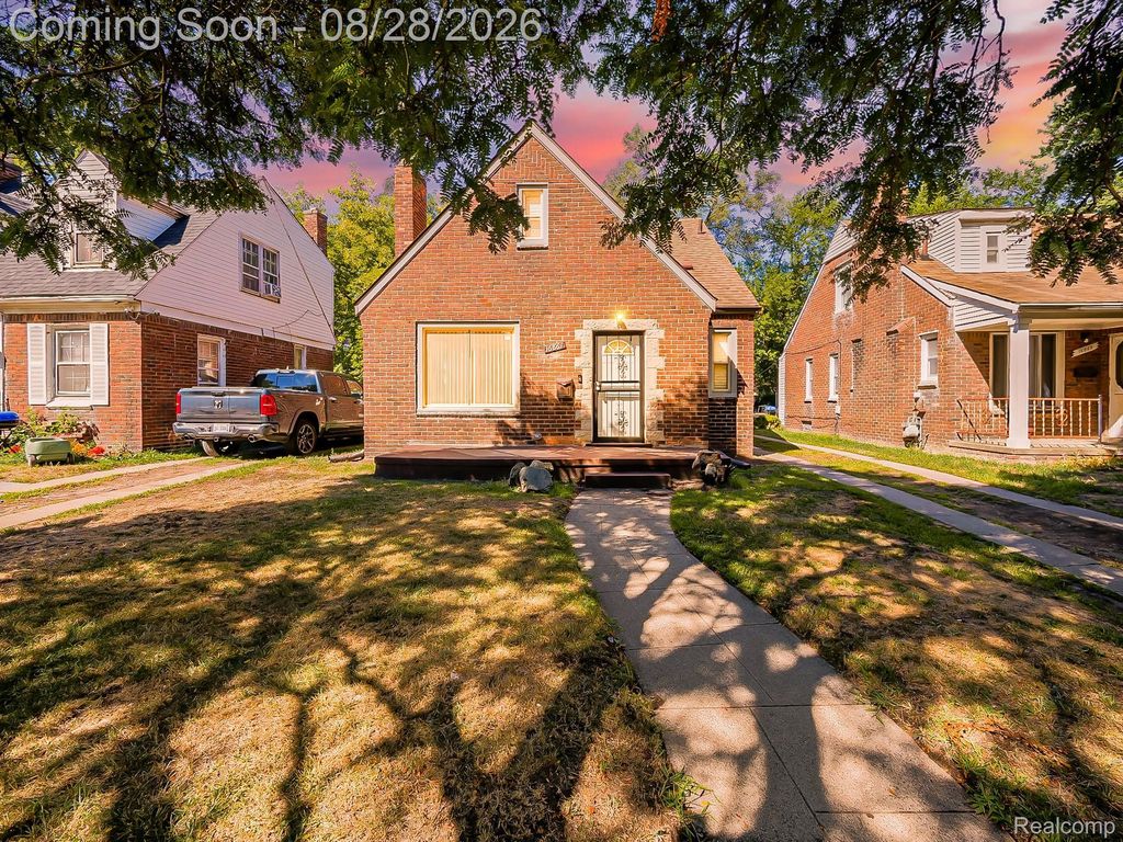 16861 Cruse Street, Detroit city