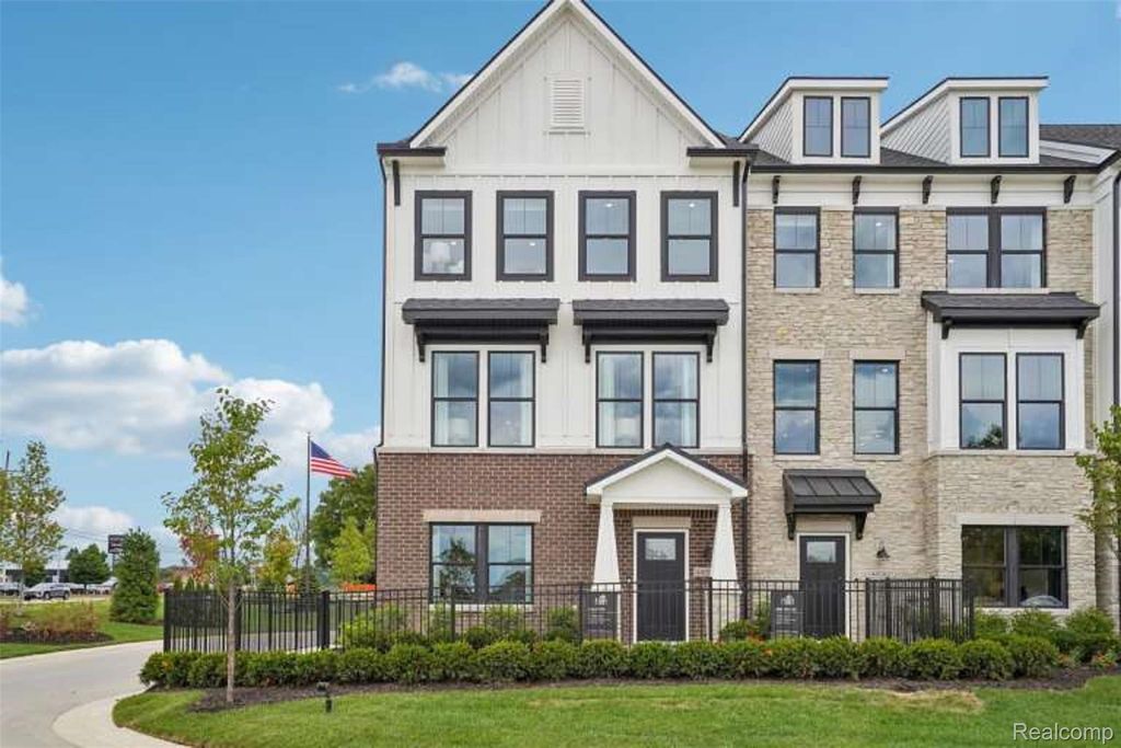 14853 Carmargo Way, Plymouth charter township