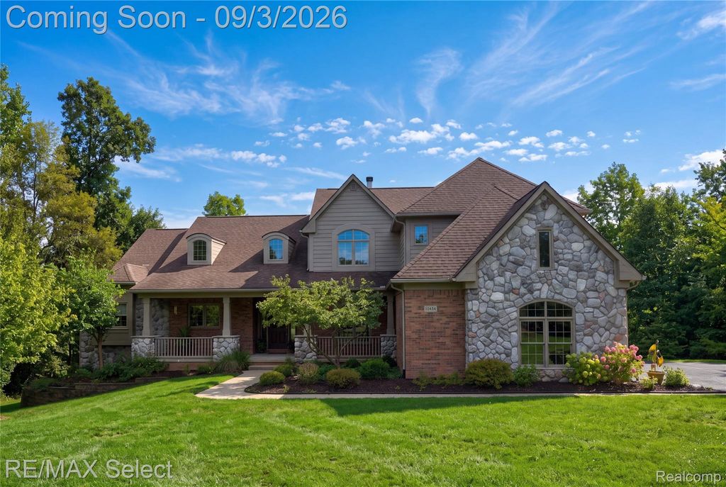 10454 Heron Court, Tyrone township