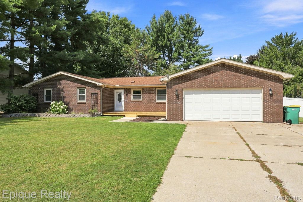 4608 Huntington Drive, Port Huron charter township