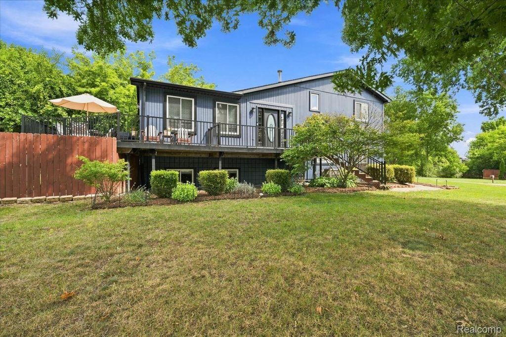 2048 Grace Avenue, Rochester Hills city