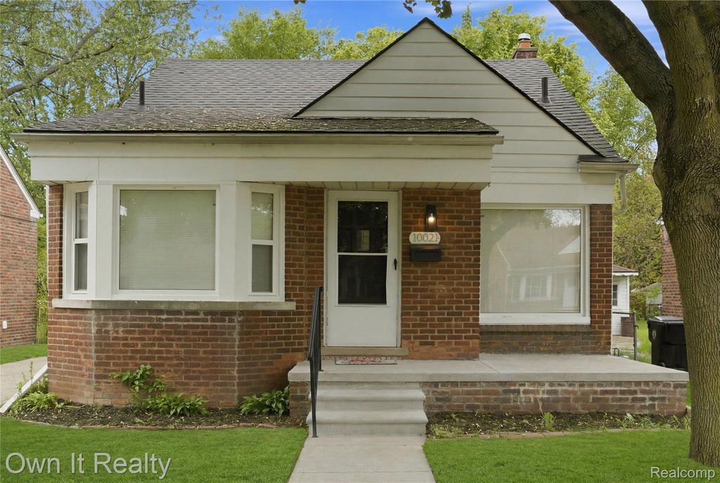 10021 Grayfield, Redford