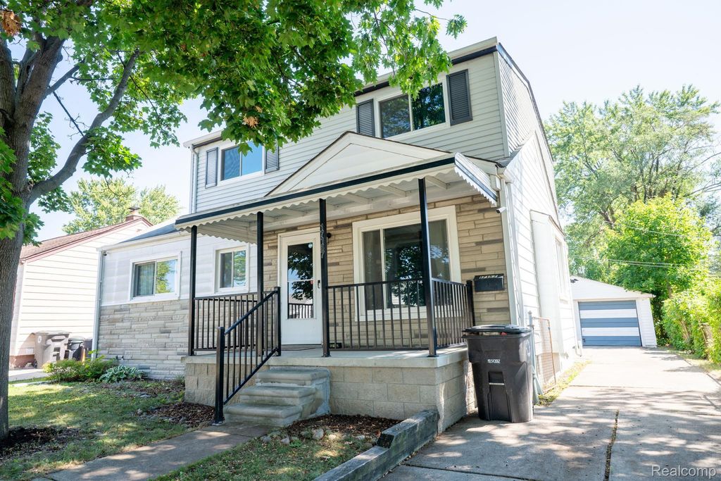17157 Matthews Street, Riverview city