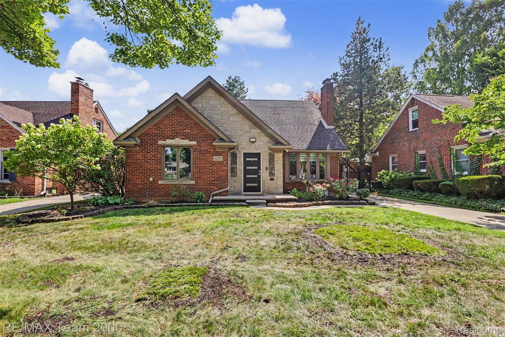 22331 Watsonia Street, Dearborn city
