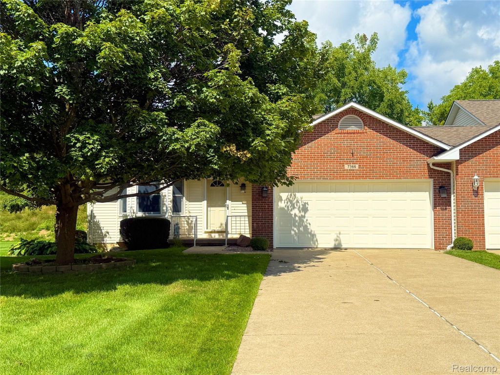 7366 Cross Creek Drive, Swartz Creek city