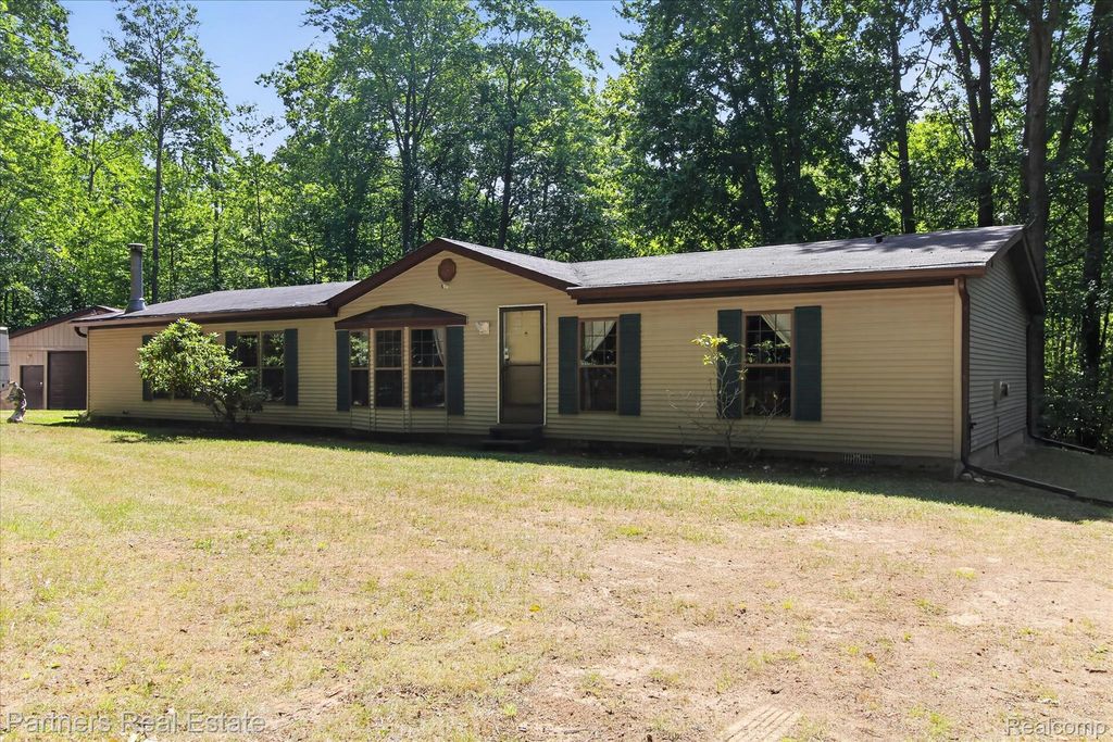 5755 W Herrick Road, Gilmore township