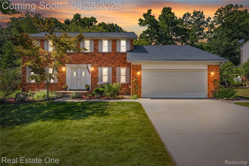 2222 Carpathian Drive, West Bloomfield charter township