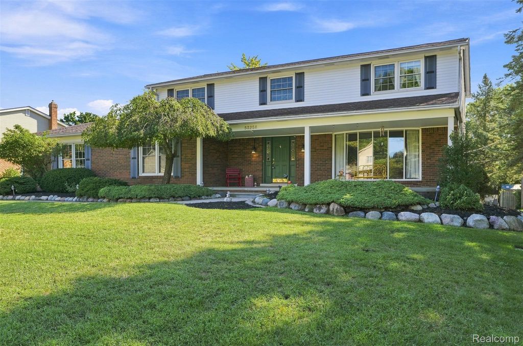 53256 Eastbourne Drive, Shelby charter township