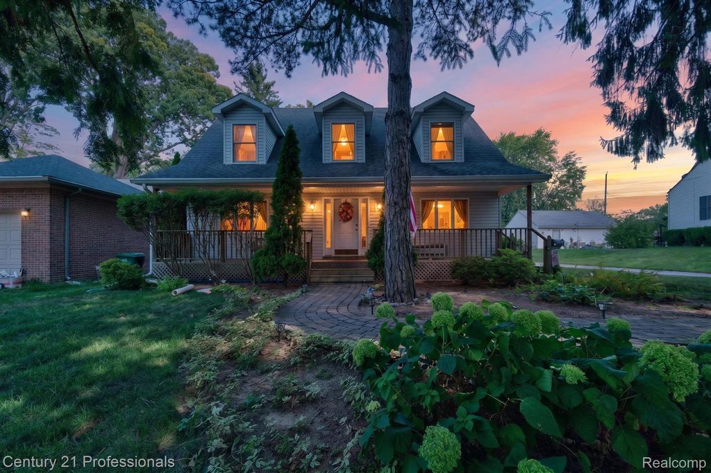 32120 Leona Street, Garden City city