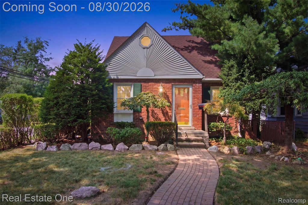 2480 Academy Street, Dearborn city