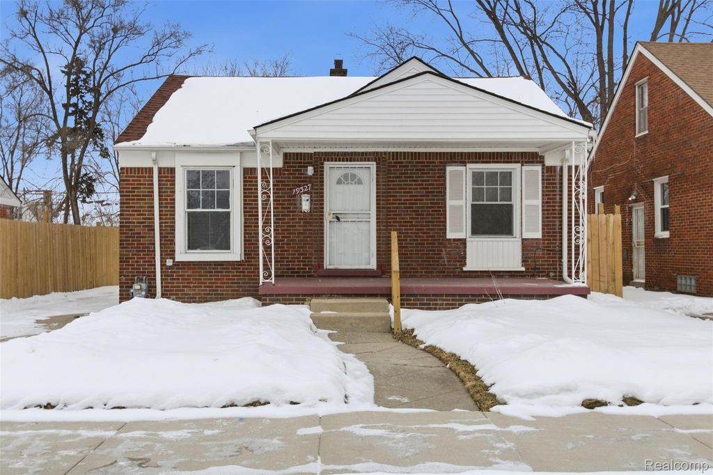 19327 Sunset Street, Detroit city
