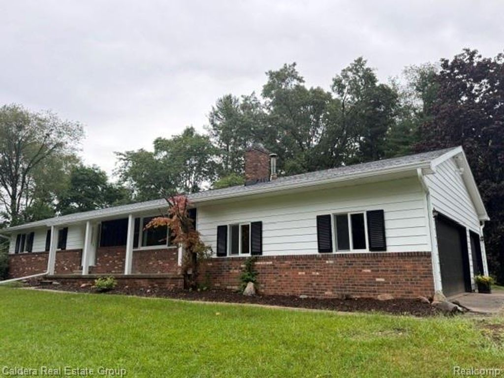1518 Judd Road, York charter township