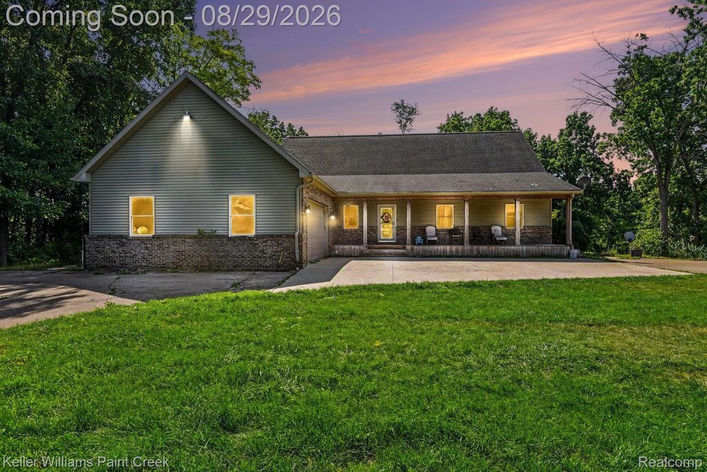 5263 Diehl Road, Hadley township