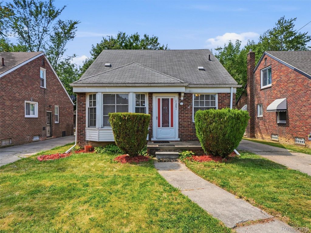 11681 Rosemont Avenue, Detroit city
