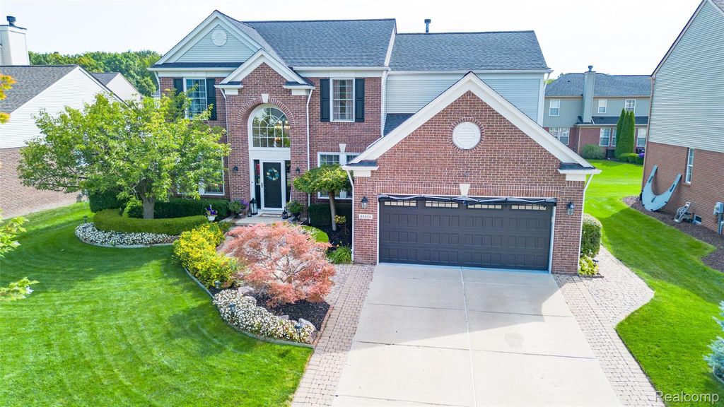 48806 Michaywe Drive, Macomb township