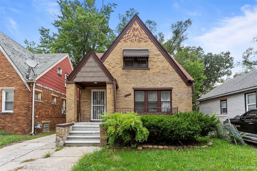 15766 Cruse Street E, Detroit