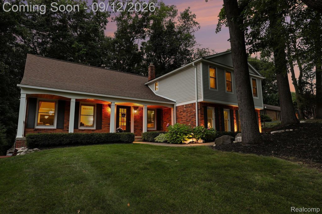 8265 Deerwood Road, Independence charter township