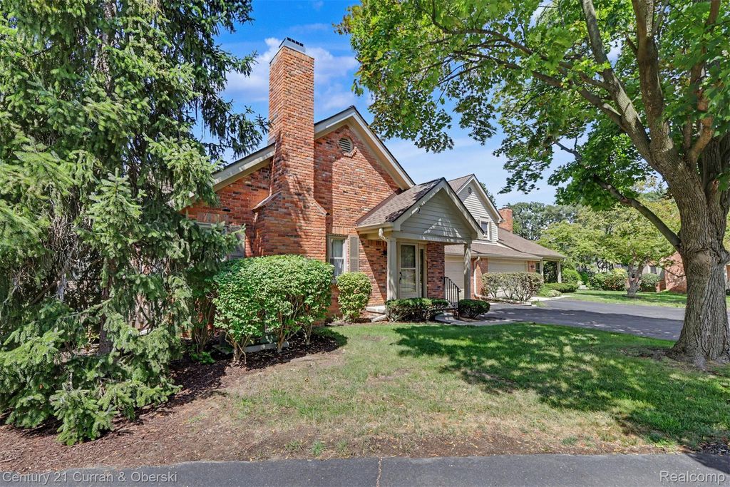 1 Cornell Court, Dearborn