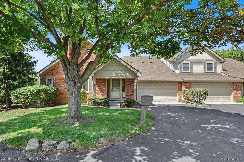 1 Cornell Court, Dearborn