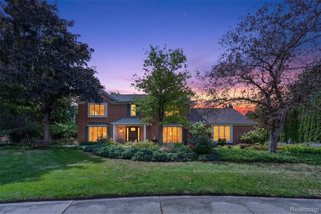 2427 Red Maple Court, Troy city