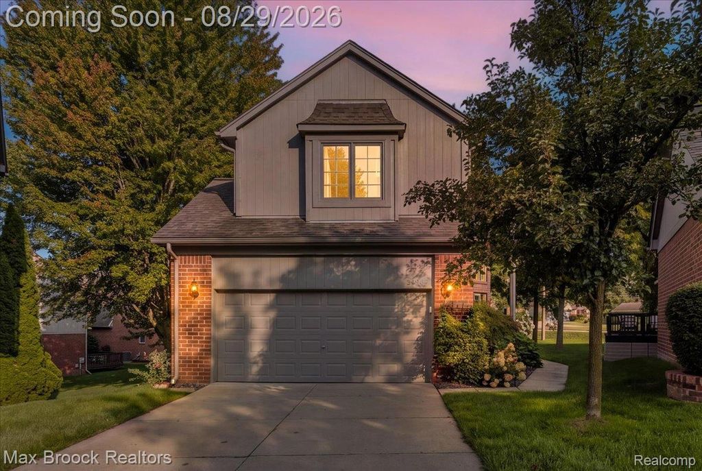 54937 Winter Court, Shelby Twp