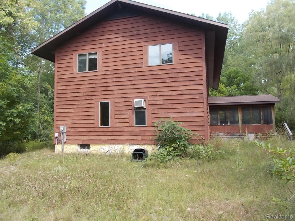 2125 W Sanilac, Fremont township