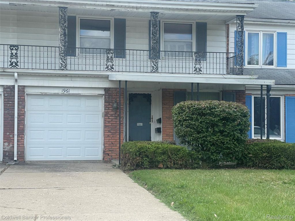 1961 Laurel Oak Drive, Flint city