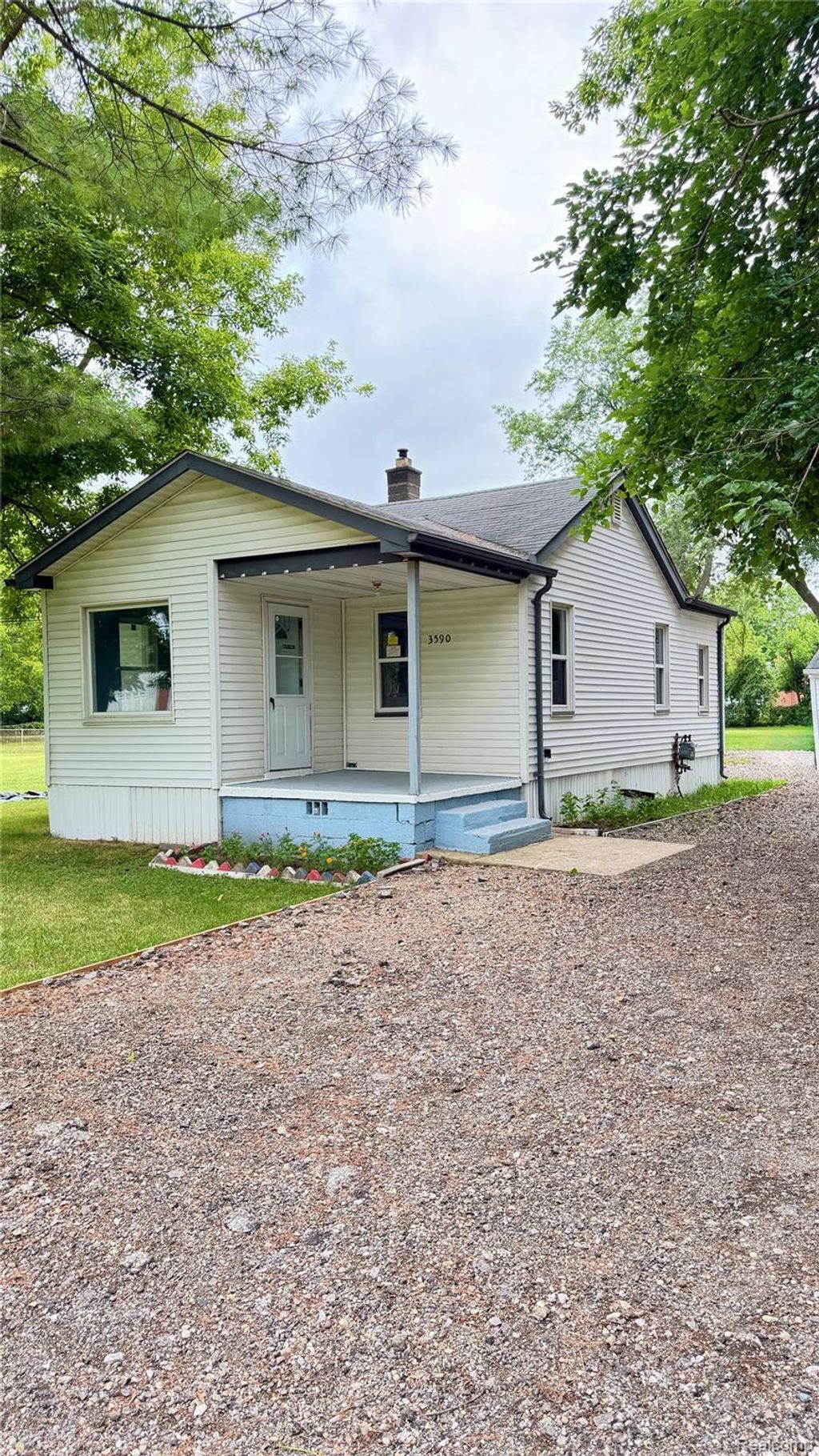 3590 Dallas Avenue, Warren