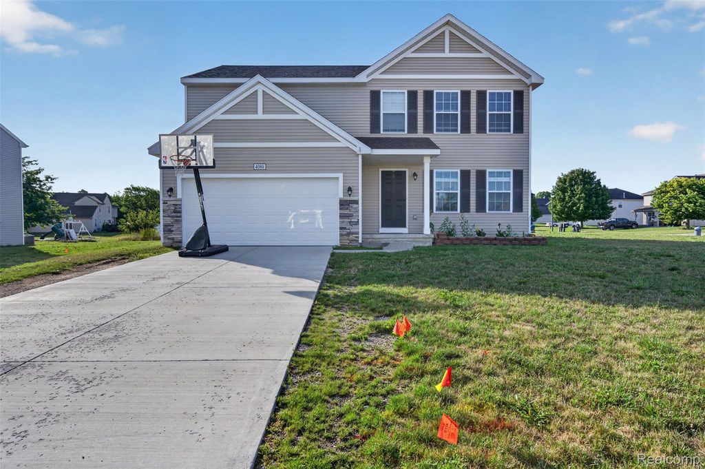 4080 Meadow Walk Boulevard, Grand Blanc charter township