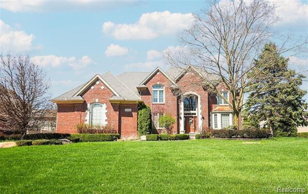 54182 Queensborough Drive, Shelby charter township