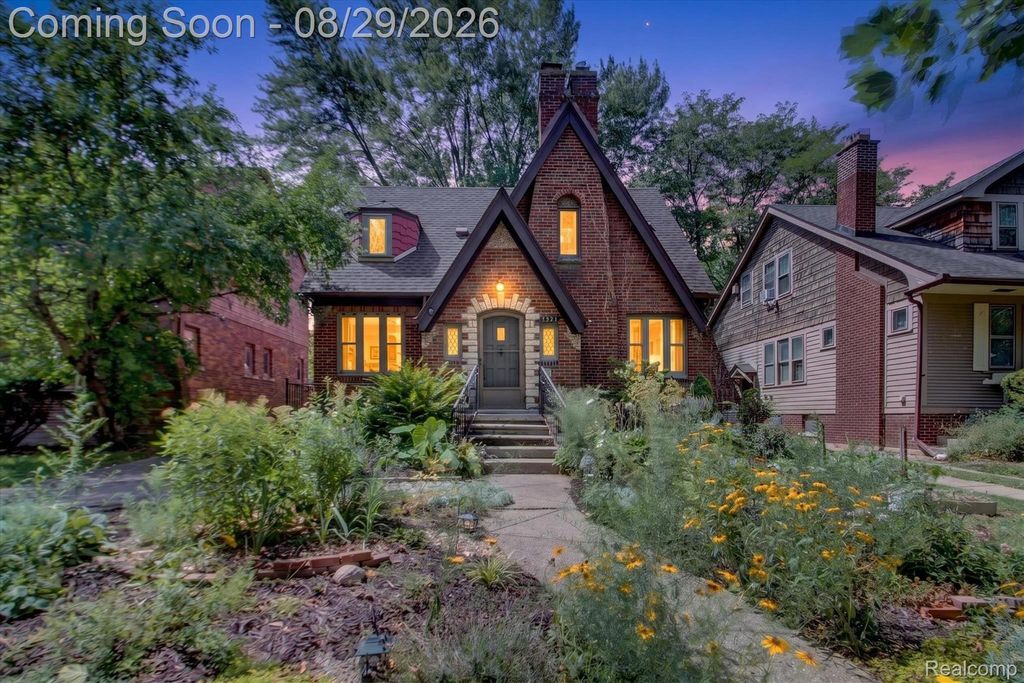 5793 Grayton Street, Detroit city