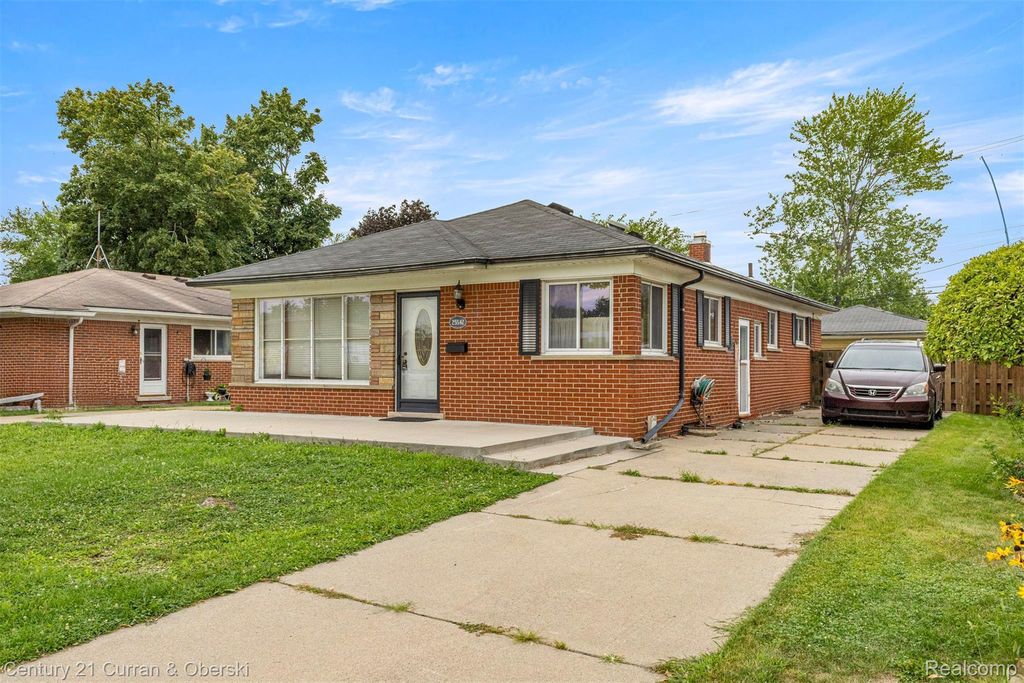 25542 W Warren Street, Dearborn Heights city
