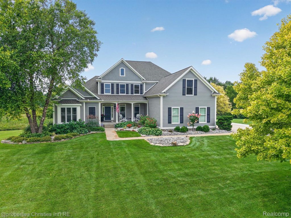 3925 Taylor Lane, Lodi township