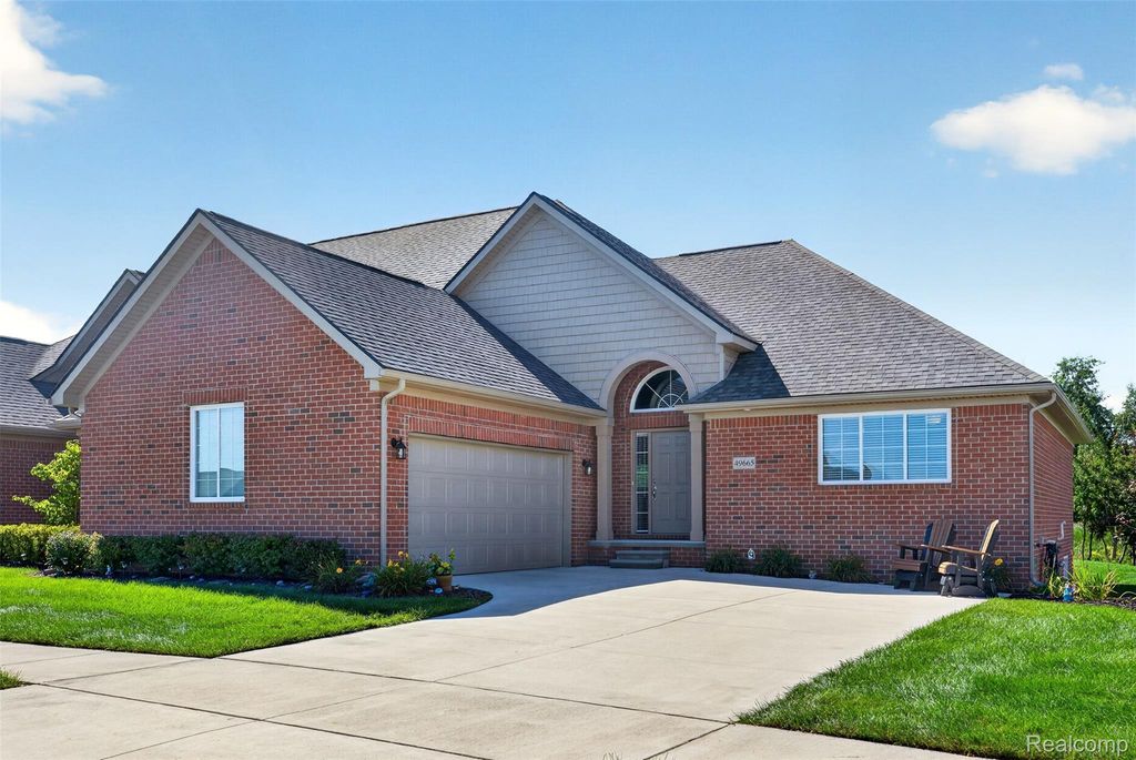 49665 Manistee Drive, Chesterfield